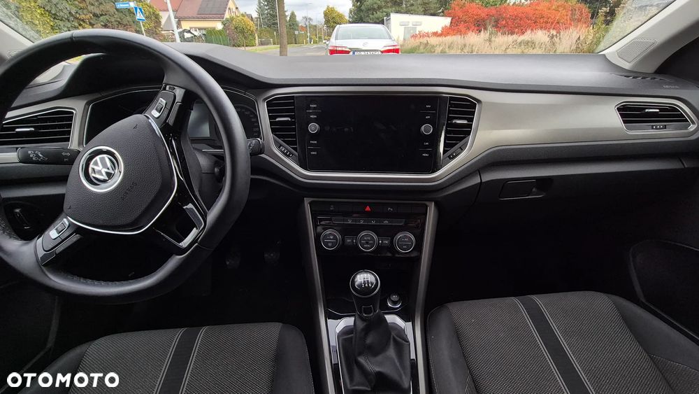 Volkswagen T-Roc 1.0 TSI Advance - 17