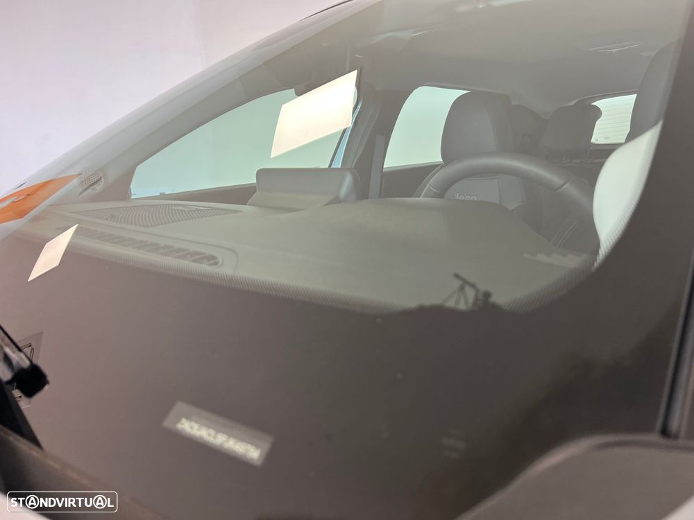 Jeep Avenger 1.2 GSE T3 Altitude - 12