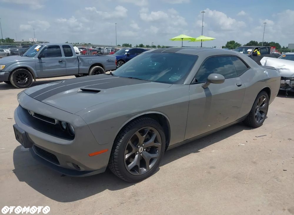 Dodge Challenger Automatik SXT Plus - 1