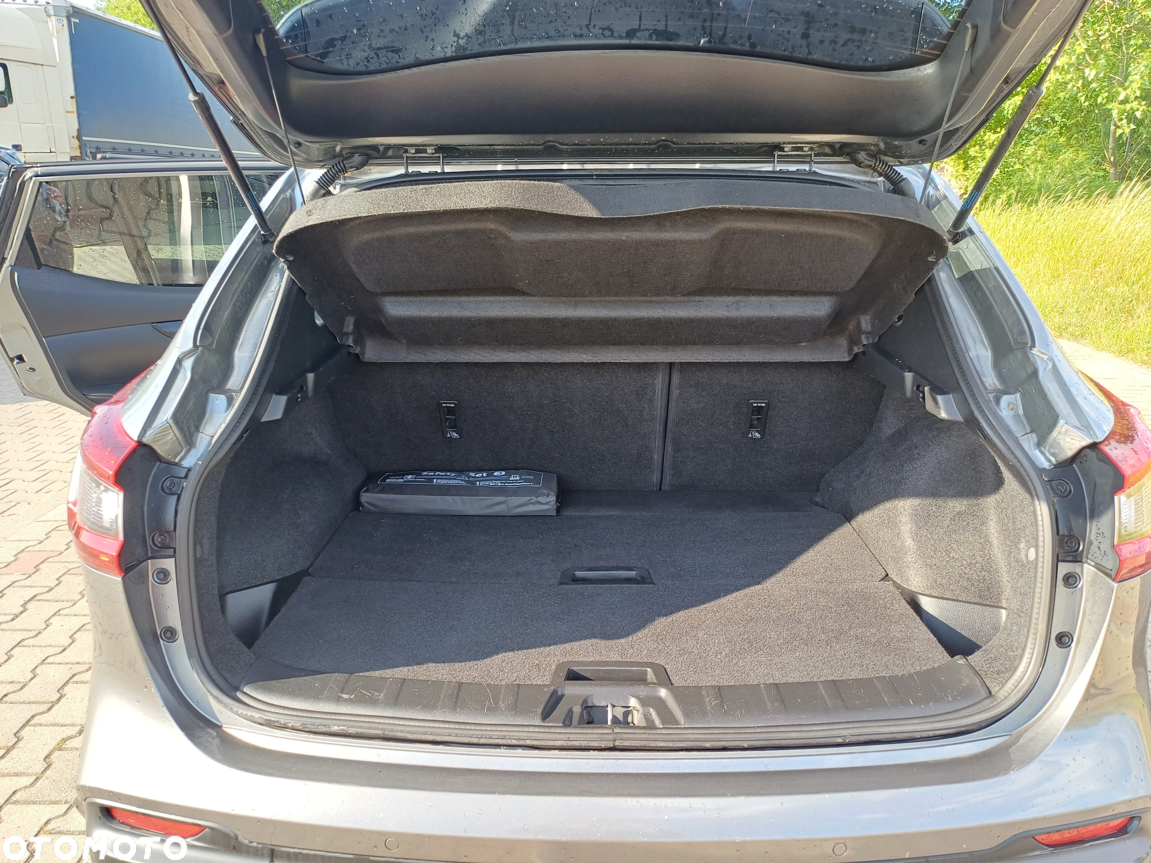 Nissan Qashqai 1.2 DIG-T Xtronic TEKNA - 12