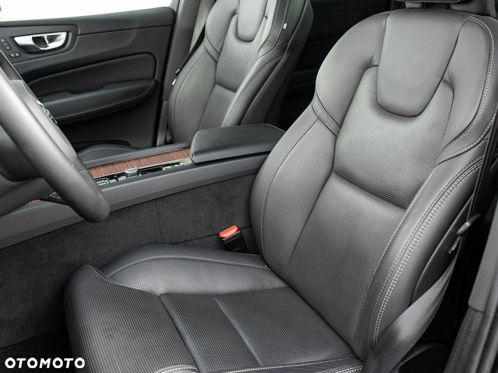 Volvo XC 60 - 12