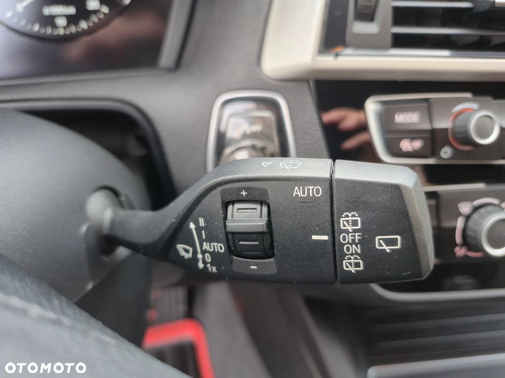 BMW Seria 1 - 29