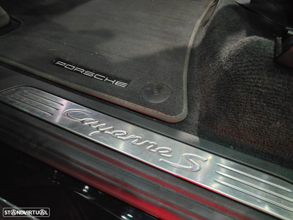 Porsche Cayenne S E-Hybrid Platinum Edition - 22
