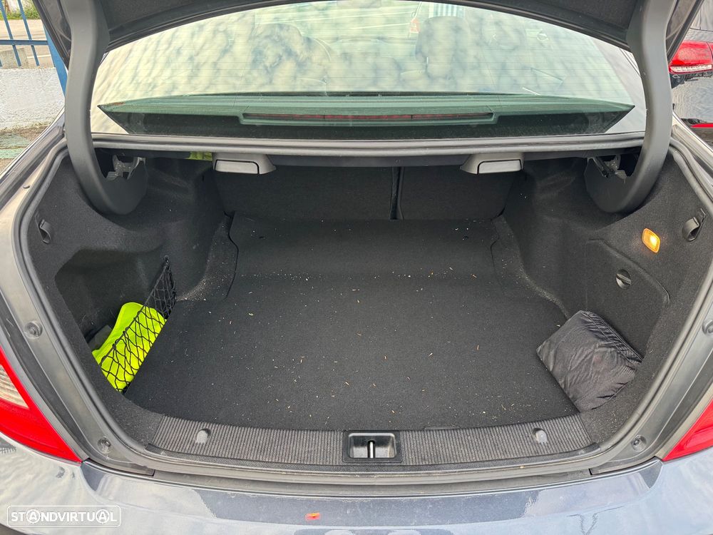 Mercedes-Benz C 220 CDi Avantgarde BlueEfficiency - 28