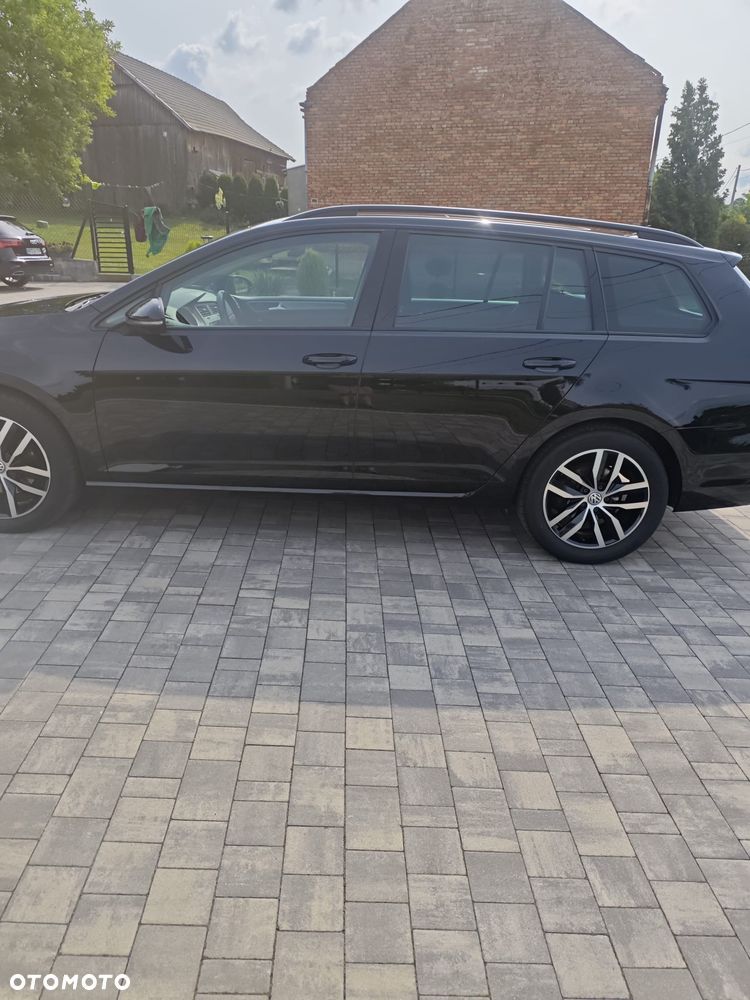 Volkswagen Golf 2.0 TDI (BlueMotion Technology) DSG Comfortline - 4