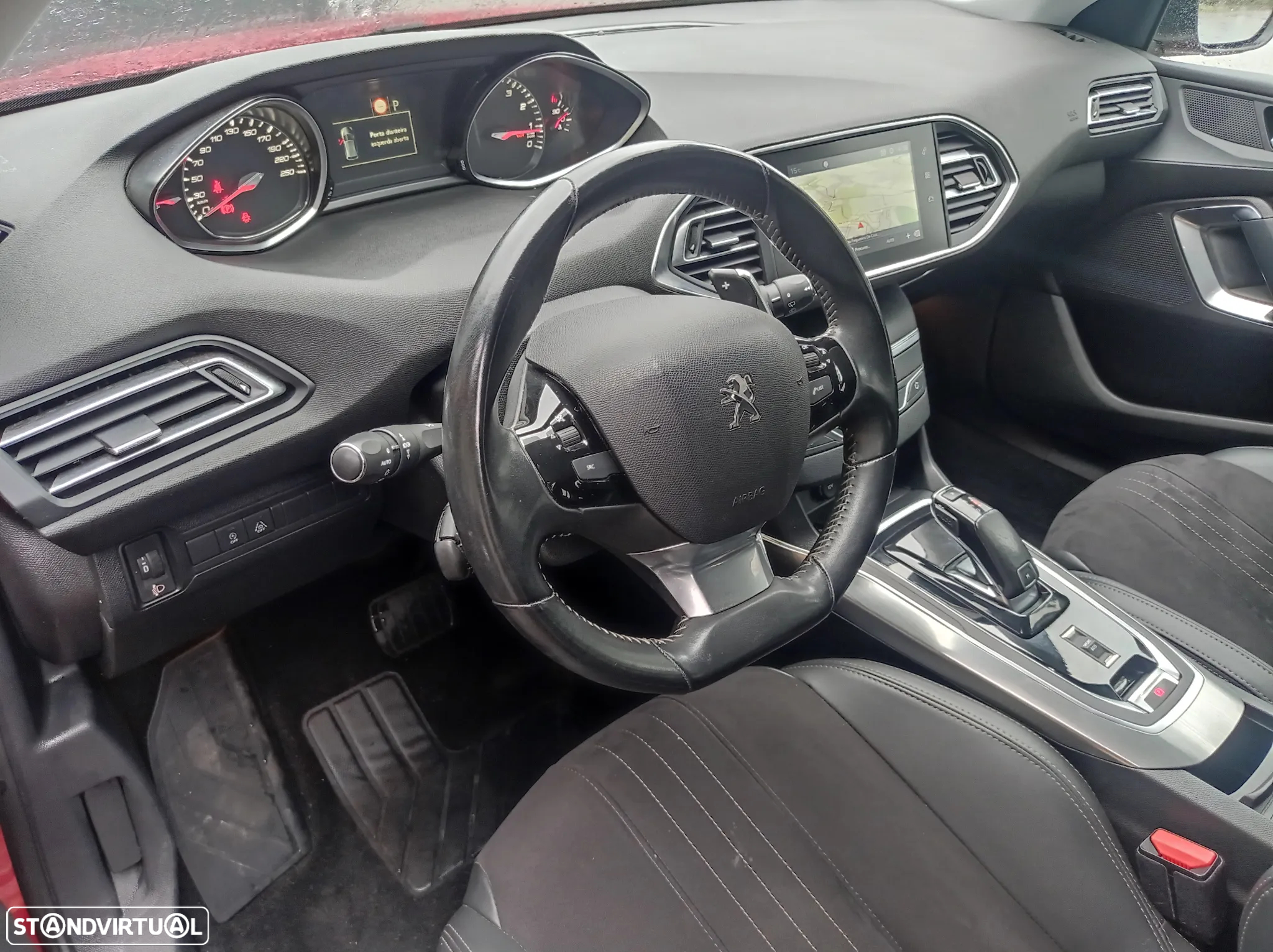 Peugeot 308 1.2 PureTech Allure EAT8 - 14