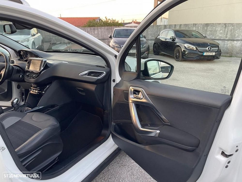 Peugeot 2008 1.6 BlueHDi Allure - 14
