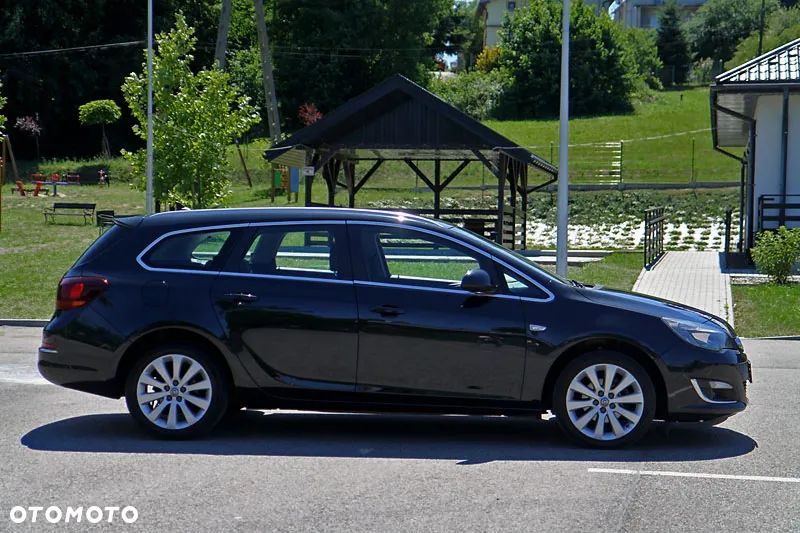 Opel Astra 1.4 Turbo Cosmo - 3