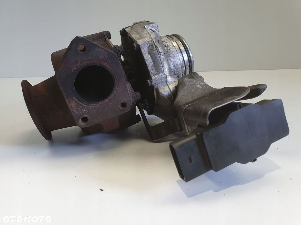 TURBOSPRĘŻARKA BMW E60 2.0 D _ turbo 8506891 - 15