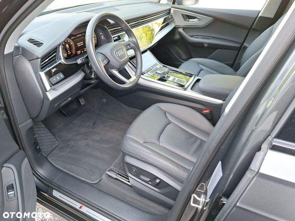 Audi Q7 - 11