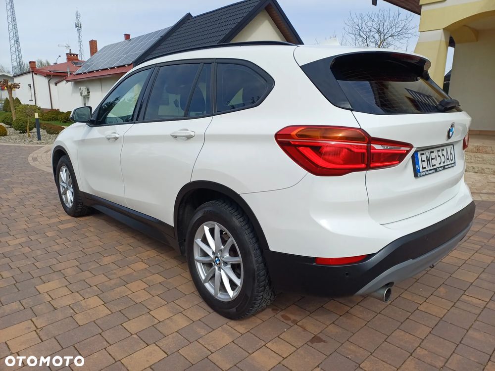 BMW X1 sDrive18i - 3