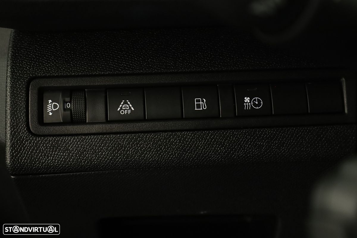 Peugeot 3008 1.6 Hybrid Allure e-EAT8 - 20