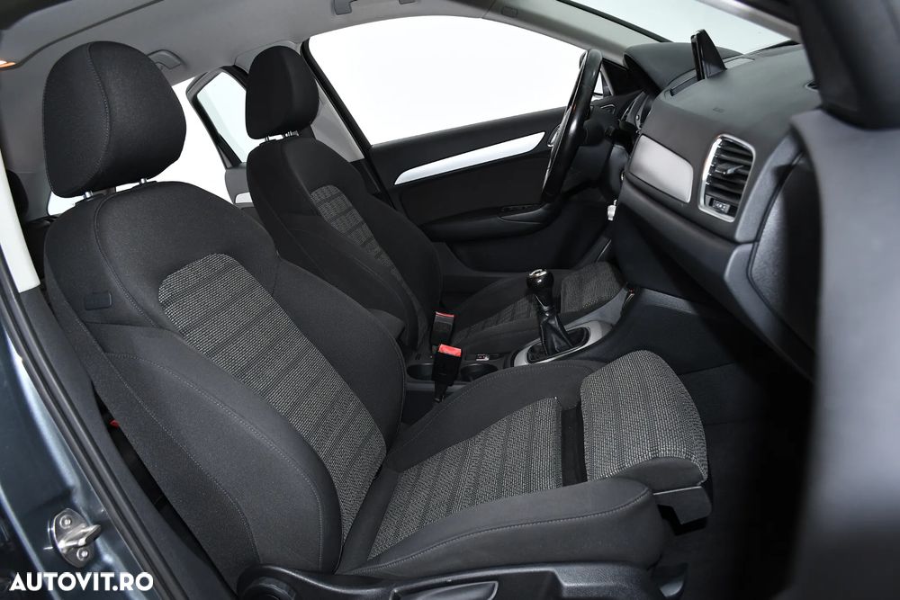 Audi Q3 2.0 TDI Design - 8