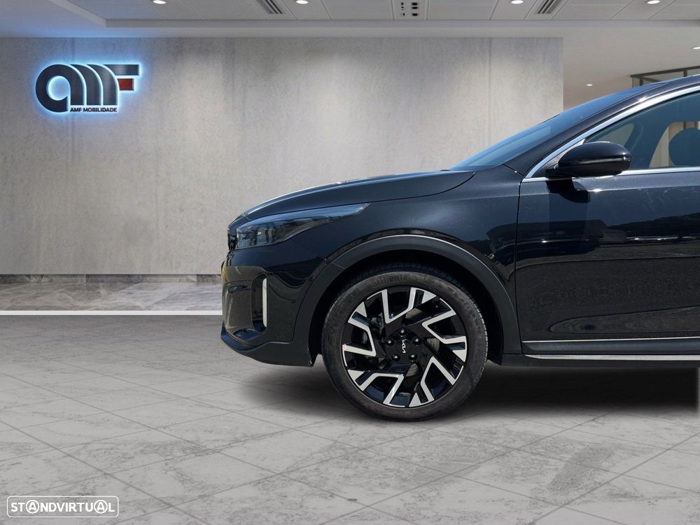 Kia XCeed 1.0 T-GDI Tech 7DCT — fotografia 9