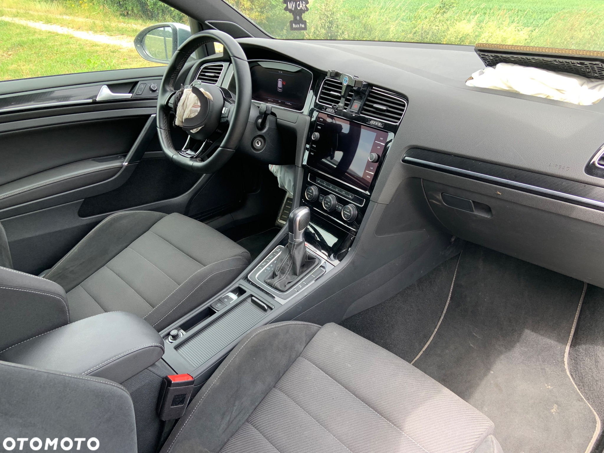 Volkswagen Golf R 2.0 TSI OPF 4Motion DSG - 24