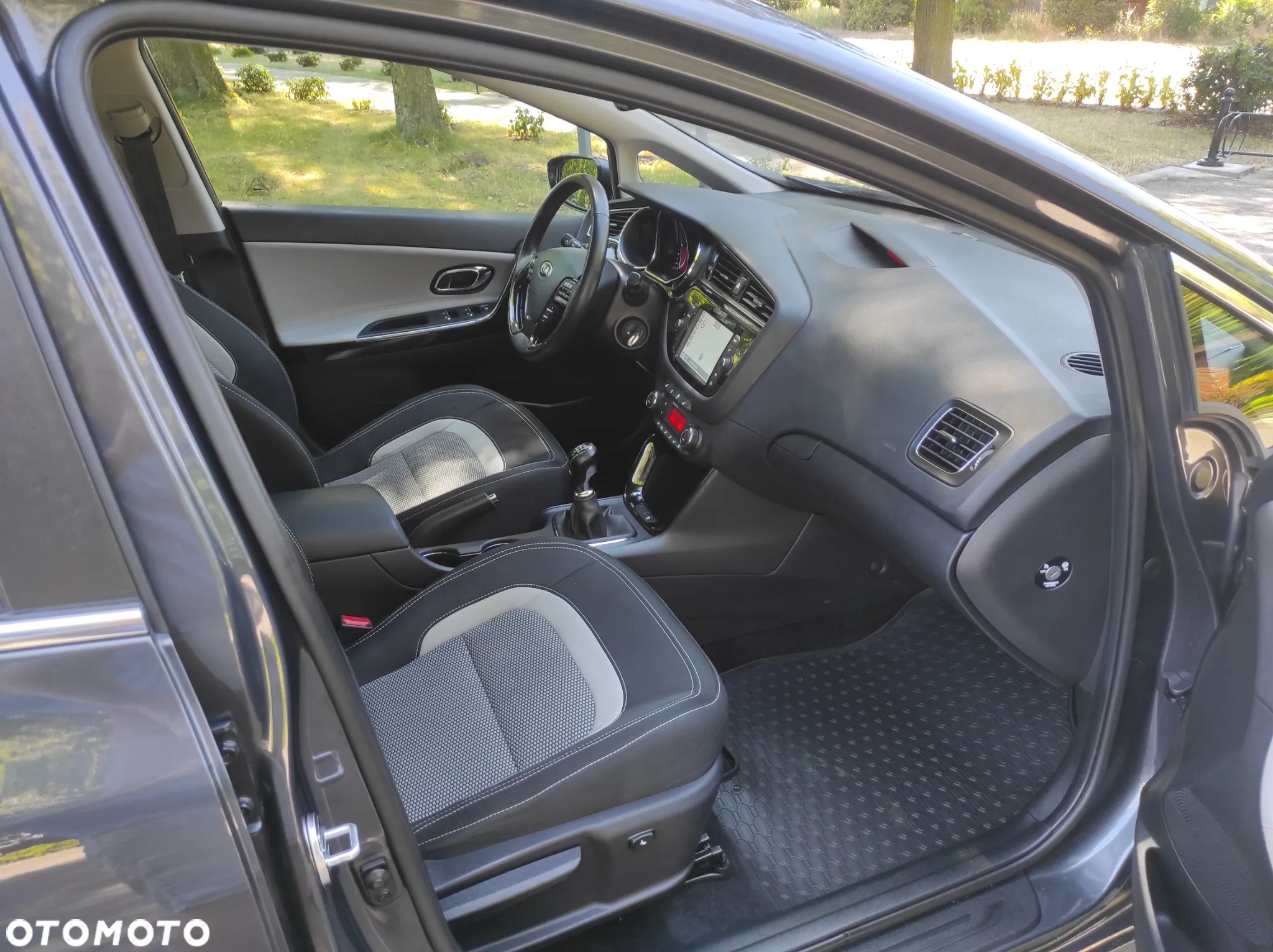 Kia Ceed 1.6 GDI Platinum Edition - 12
