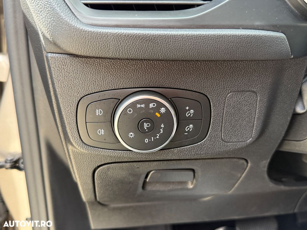 Ford Focus 1.5 EcoBlue Titanium - 19