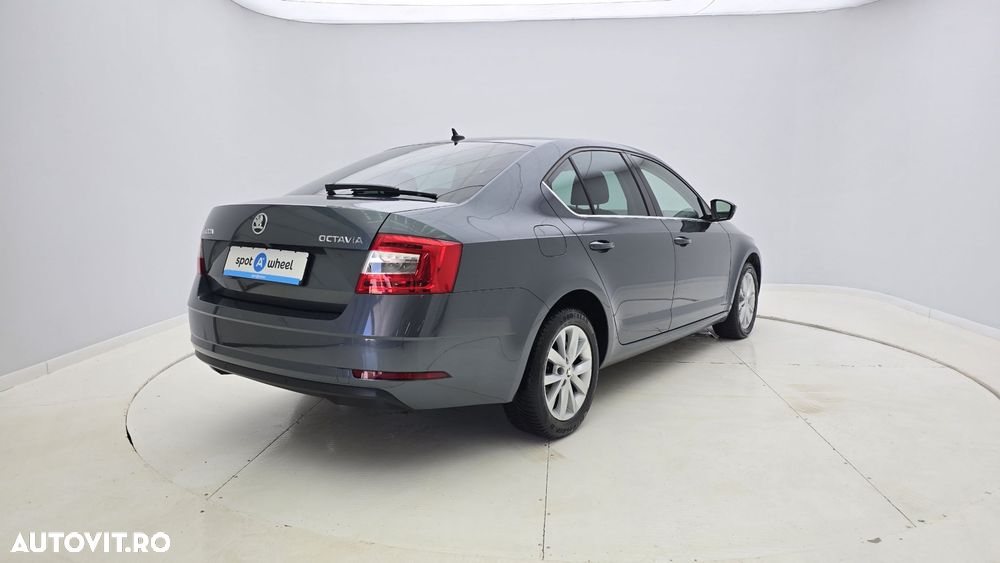 Skoda Octavia 1.0 TSI DSG Ambition - 8