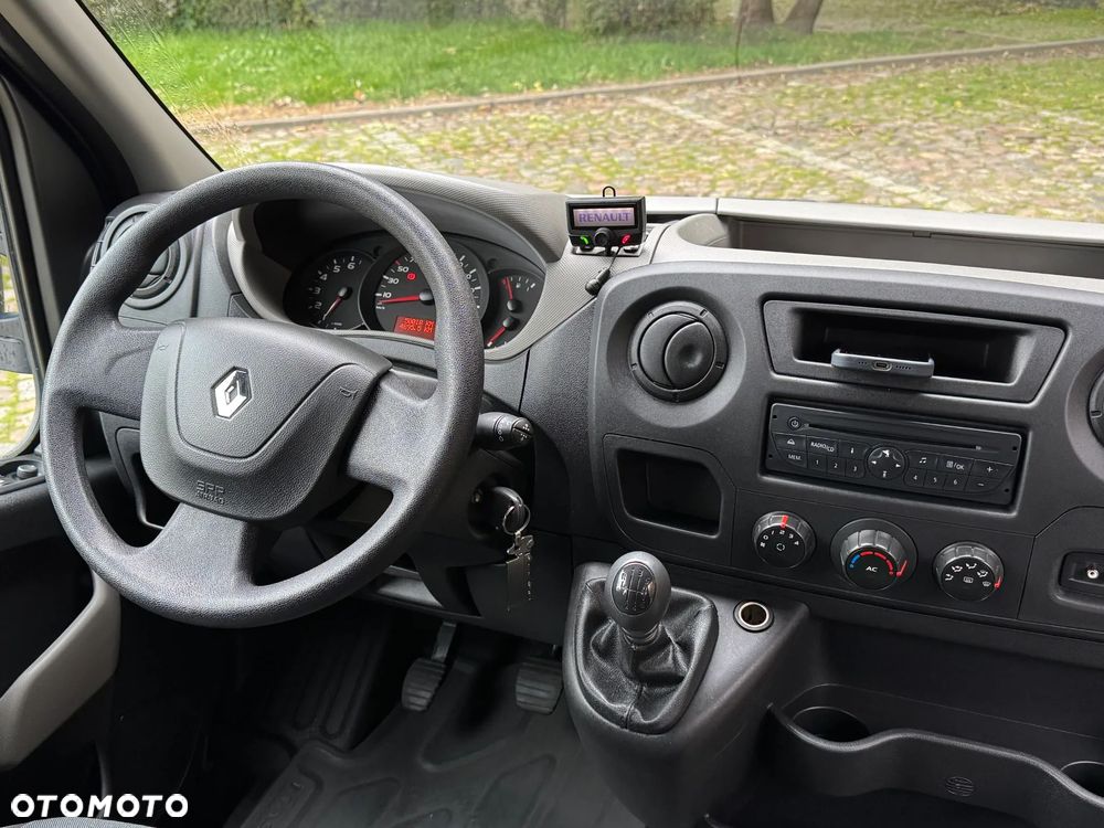 Renault Master - 10