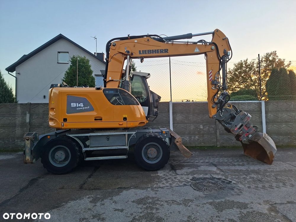 Liebherr A 914 compact Rototilt - 10