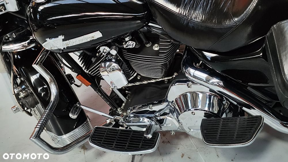 Harley-Davidson Touring Road King - 10