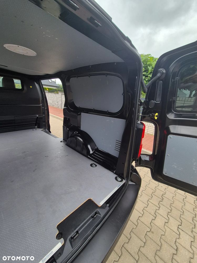 Toyota Proace 2.0D4d 180koni L3 2018r 2xdrzwi elektr Klimatronik Led Xenon HEAD-UP ACC BLIS ALU 17'' Full Wersja Super Stan Brutto - 17