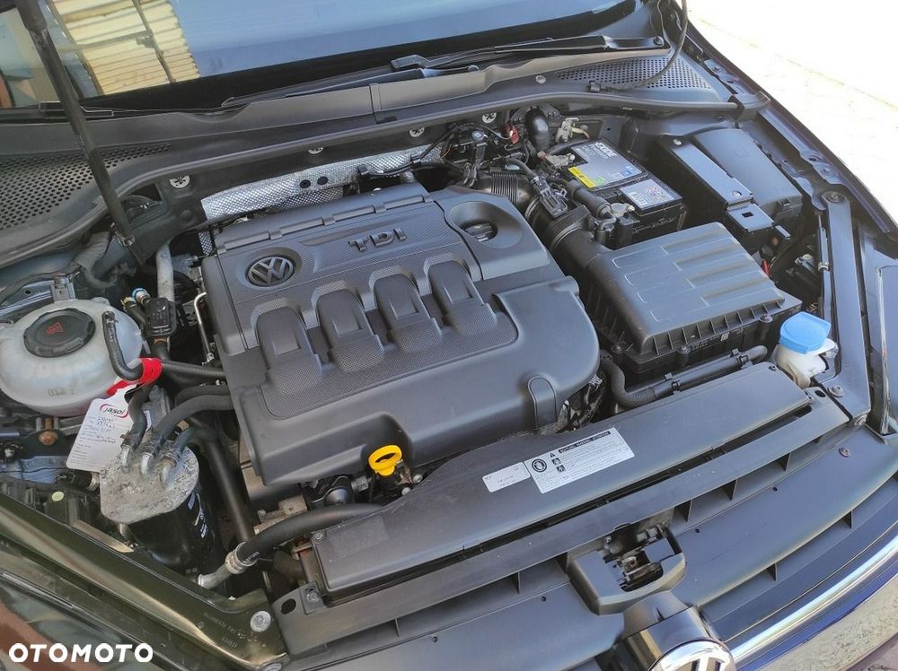 Volkswagen Golf - 18