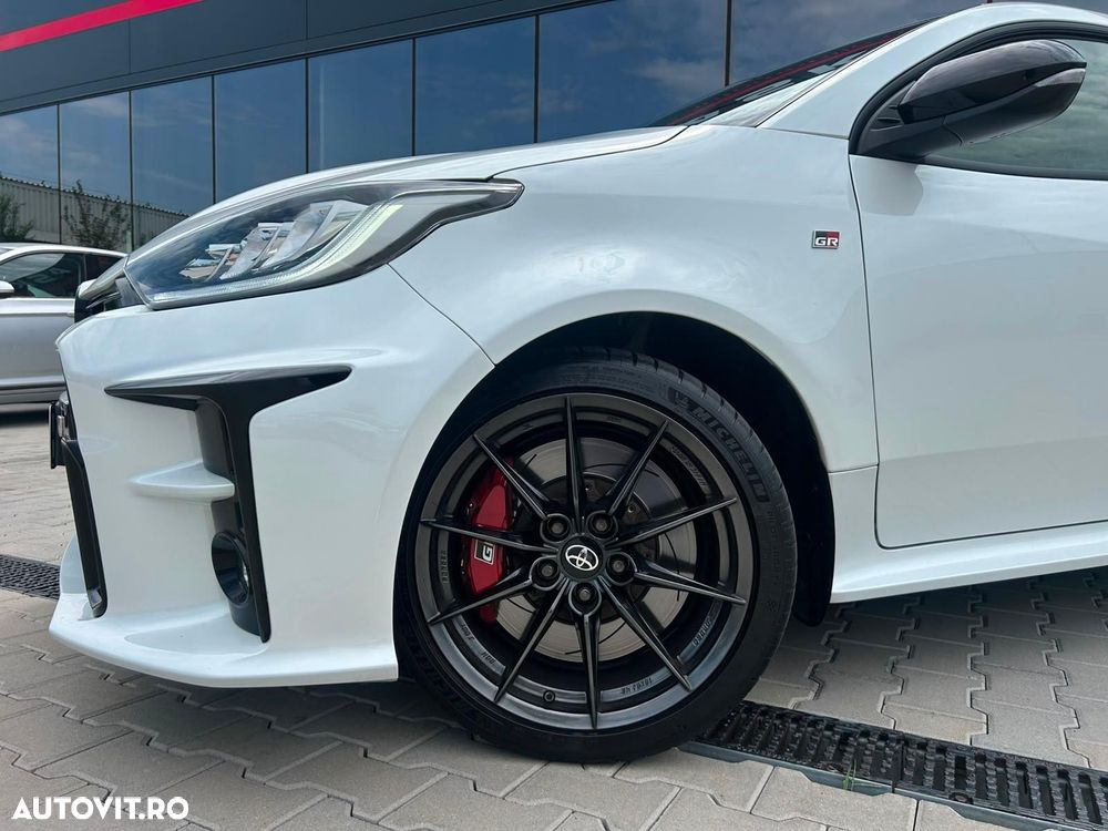 Toyota Yaris - 6