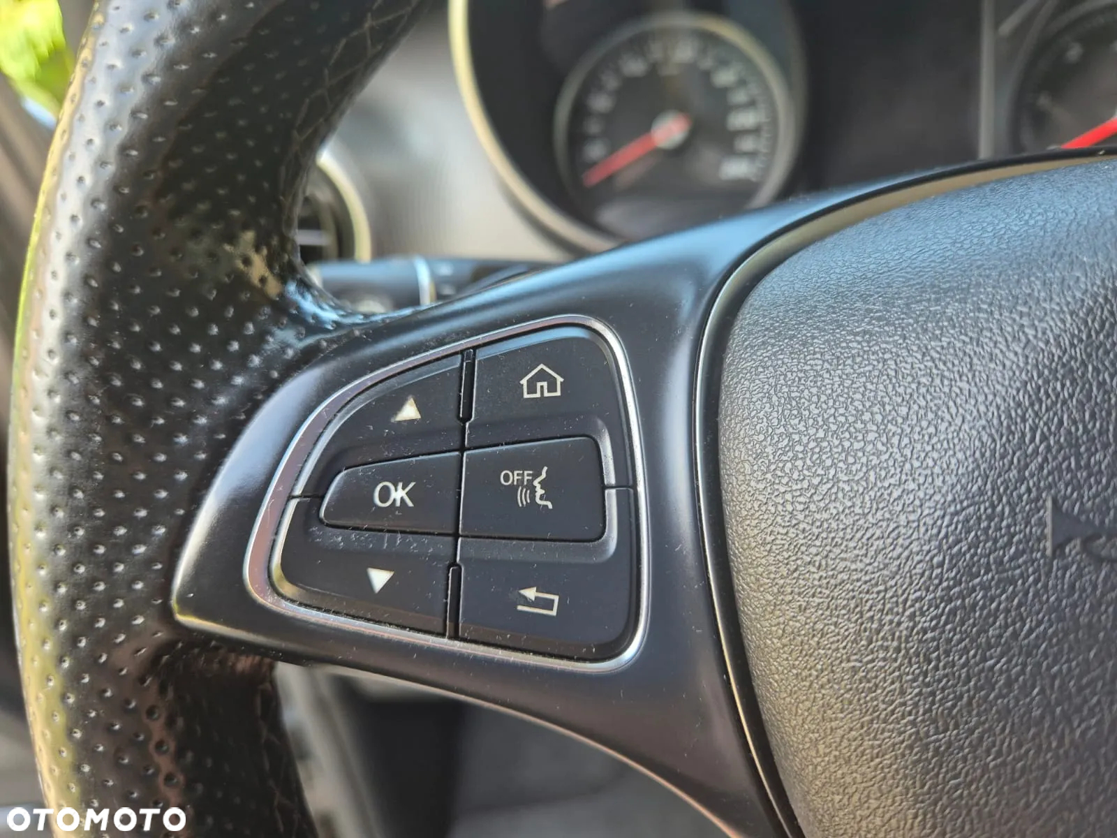 Mercedes-Benz Klasa V 220 CDI Avantgarde 7G-Tronic (d³ugi) - 22