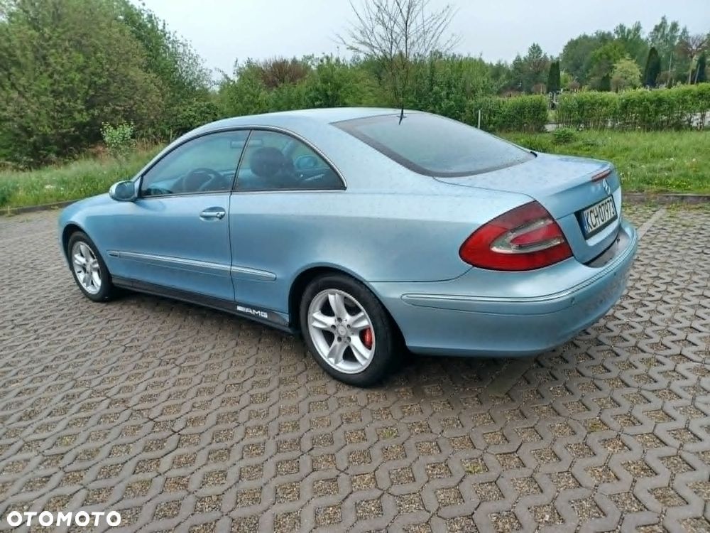 Mercedes-Benz CLK - 6