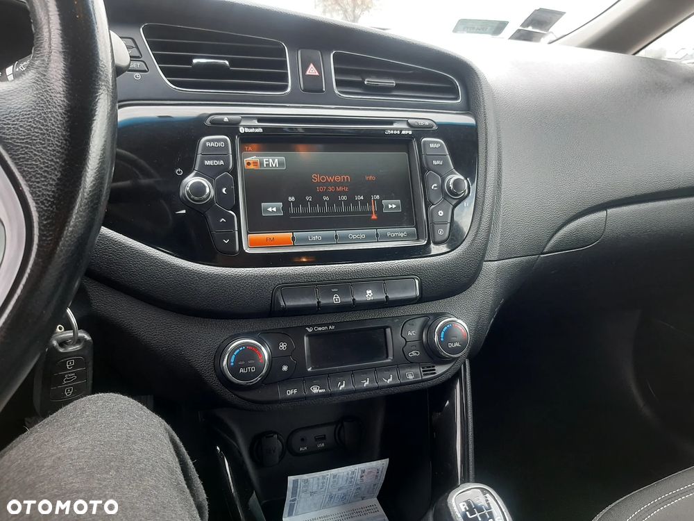 Kia Ceed 1.6 GDI Platinum Edition - 27