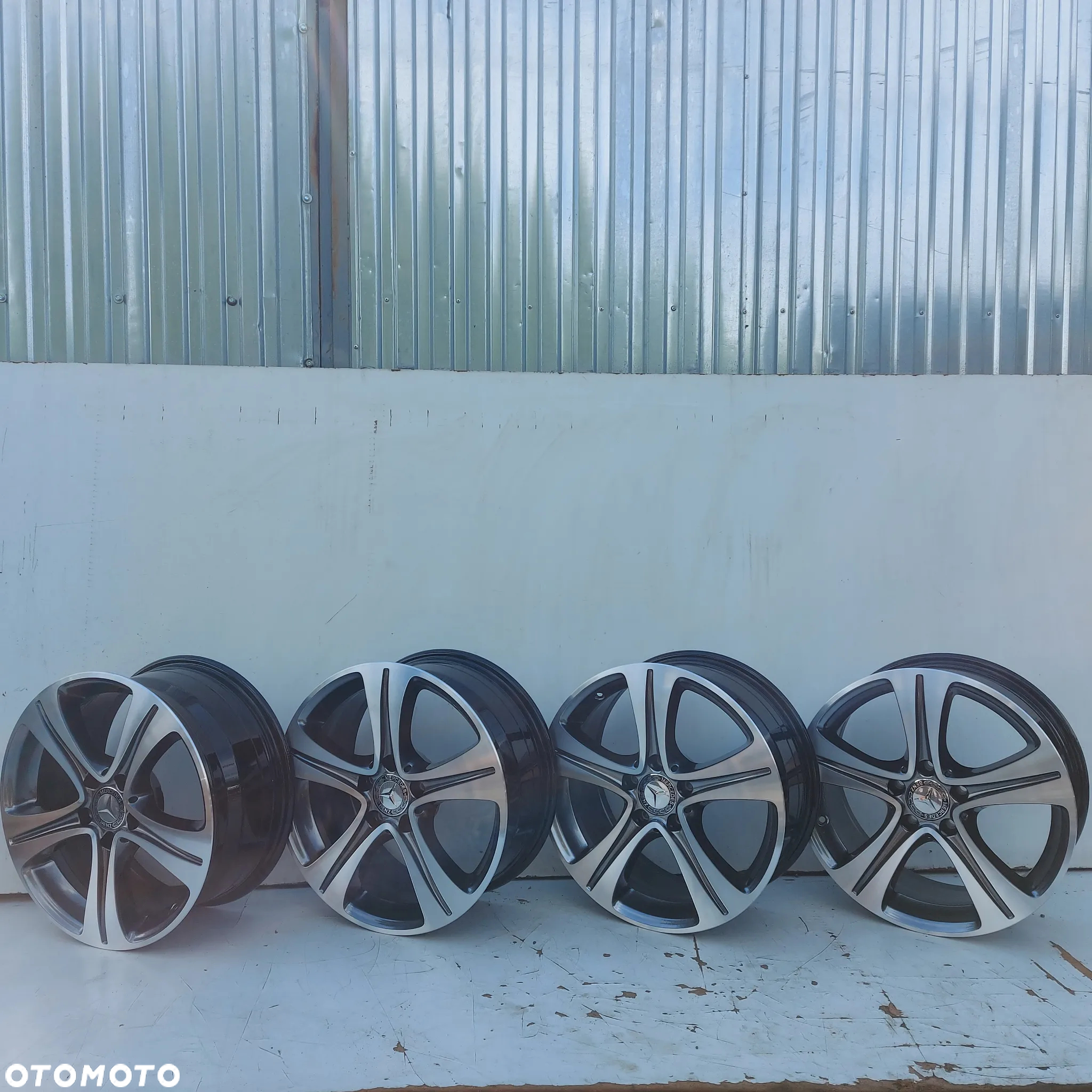 FELGI 17 KOMPLET IDEALNE MERCEDES E W213 W238 CLS W257 C W205 VITO W447 GLC W253 ORYGINAL DEMONTAZ 2134011200 7.5JX17 ET40 FELGA 5X112 SHADOWLINE - 4