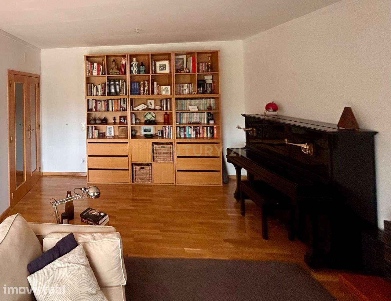 Apartamento T2 · 110 m² · Laranjeiras | Arrendamento | Mobilado | Gara - Grande imagem: 5/24