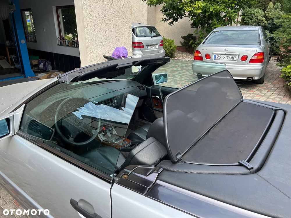 Mercedes-Benz SL 320 - 10