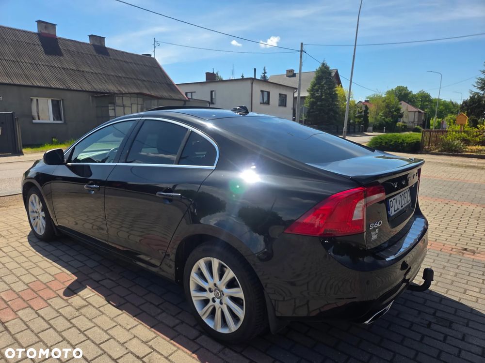 Volvo S60 2.5 T5 AWD - 4