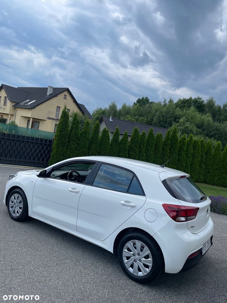 Kia Rio 1.2 Attract - 5