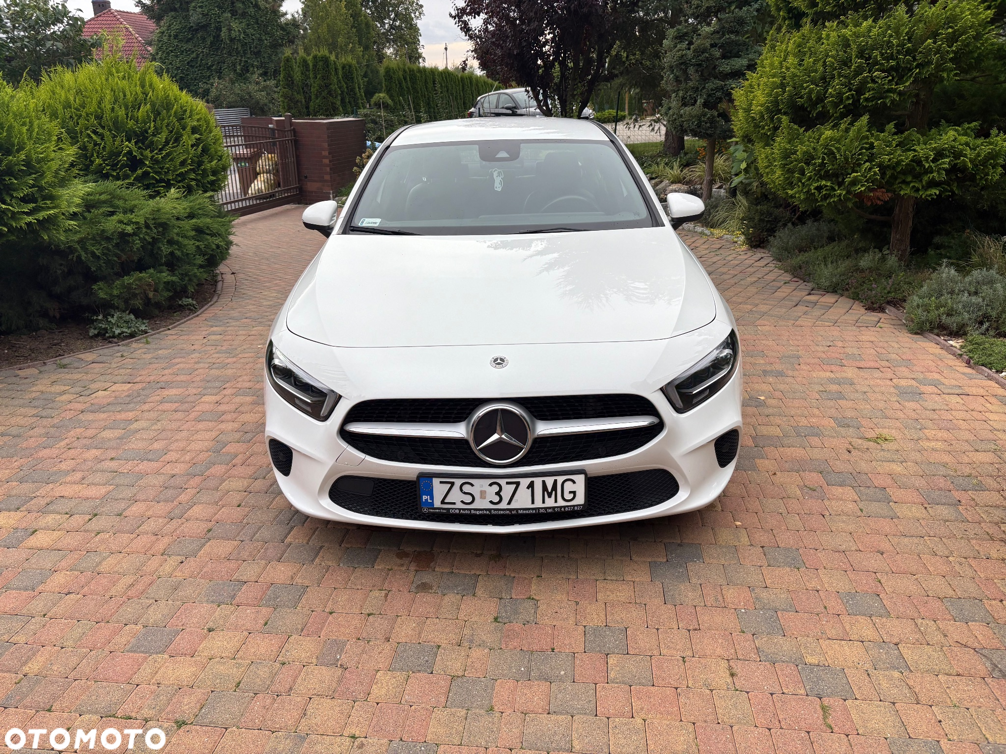 Mercedes-Benz Klasa A 200 7G-DCT - 2