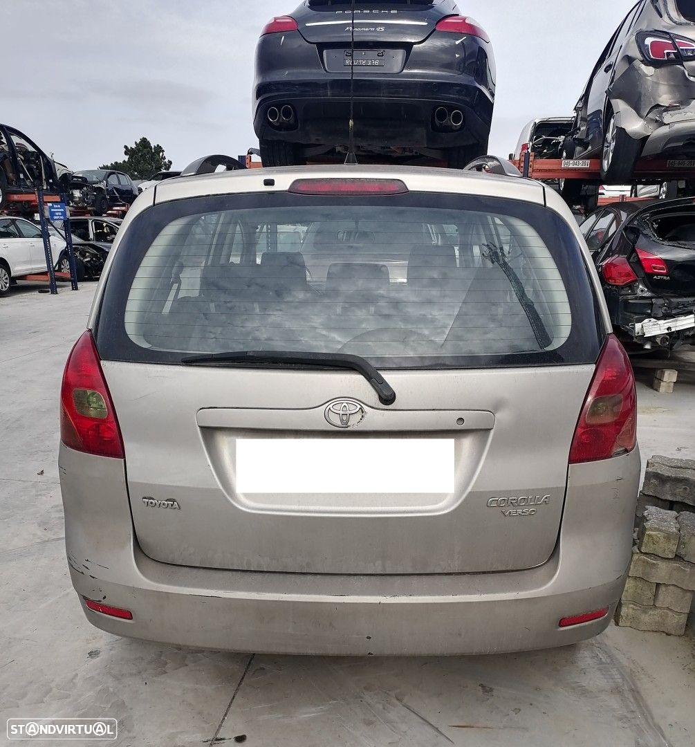 Peças Toyota Corolla Verso (E12) 2001 a 2004 - 5