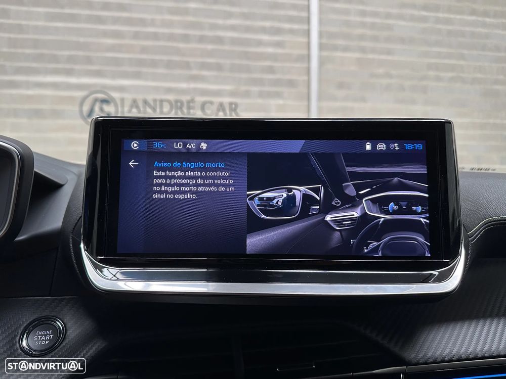 Peugeot e-2008 54 kWh GT - 36