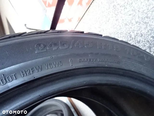 245/45/R19 102V Kumho Winter Craft WP71 - 7