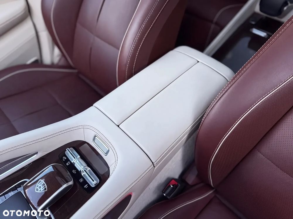 Mercedes-Benz GLS Maybach 600 4-Matic - 15