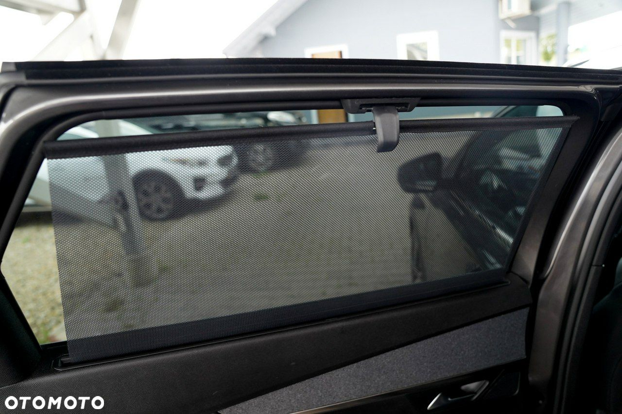 Peugeot 5008 1.6 PureTech GT Line S&S EAT8 - 22