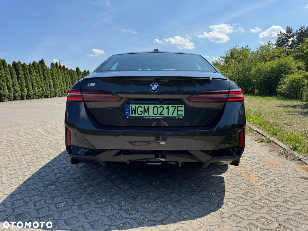 BMW i5 83.9kWh eDrive40 M Sport - 6