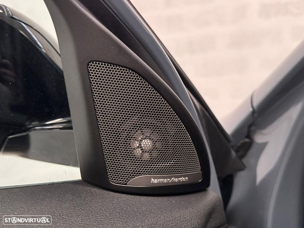 BMW X2 25 e xDrive Pack M - 38