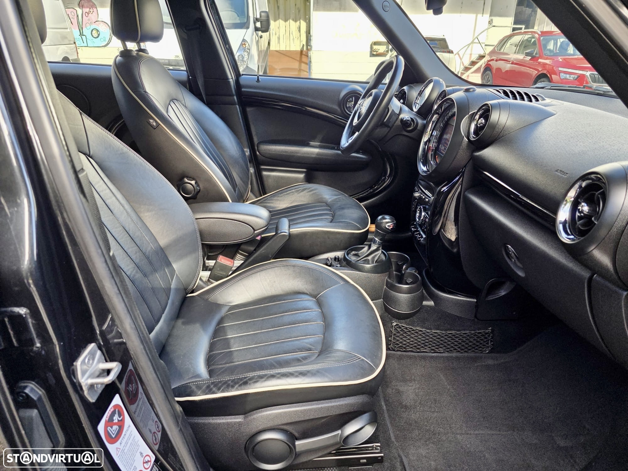 MINI Countryman Cooper SD Auto - 11