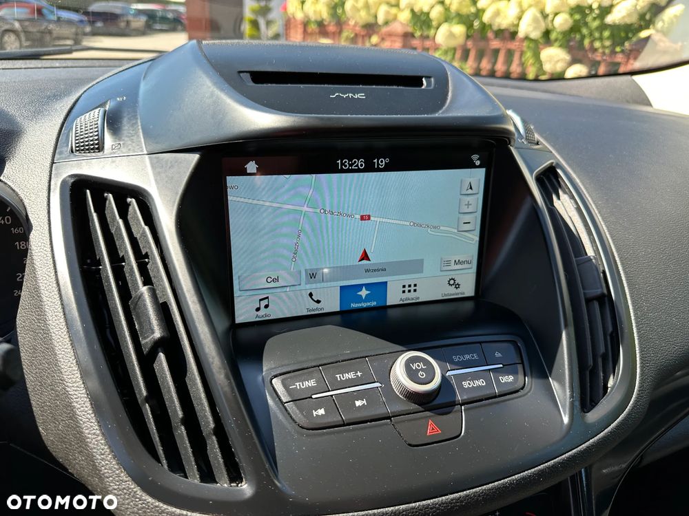 Ford Kuga - 12