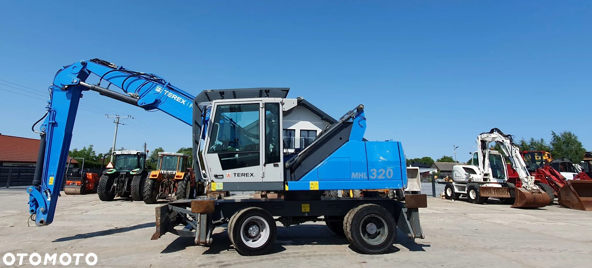 Fuchs MHL320 - 2