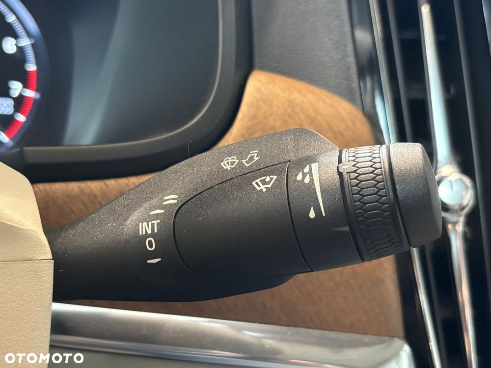 Volvo S90 - 13