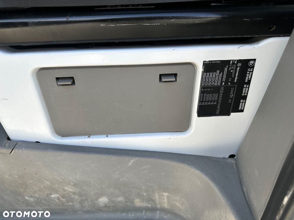 Mercedes-Benz Sprinter 513 - 6