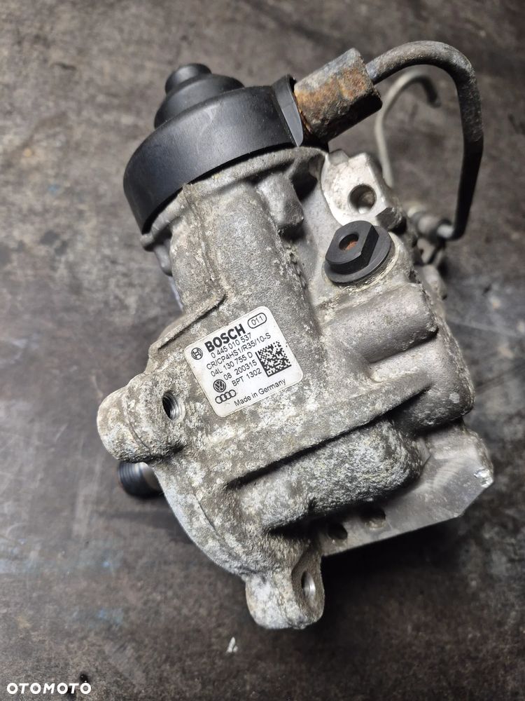 Pompa wtryskowa audi 2.0 tdi 03L130755AC - 1
